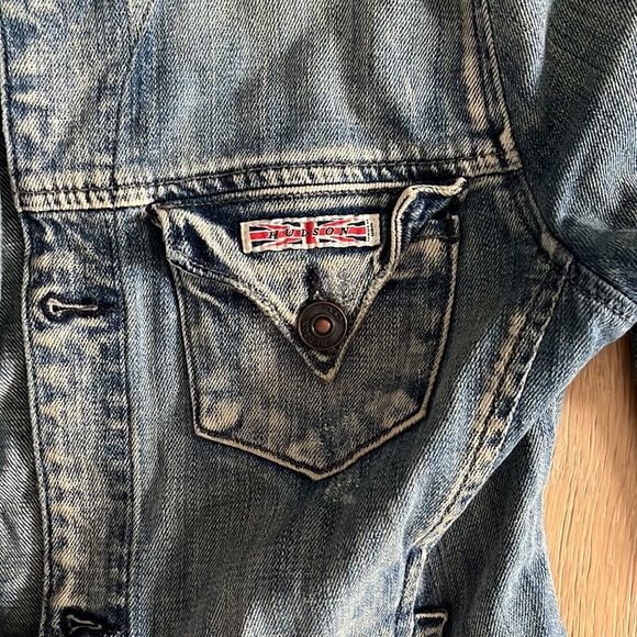 Hudsons - light wash fitted Jean jacket - Picture 2 of 2